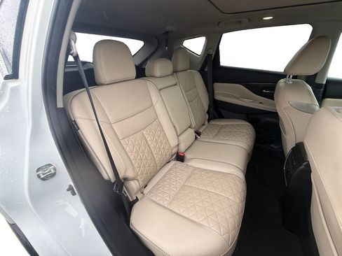 Used 2020 Nissan Murano Platinum w/ Cargo Package image 17