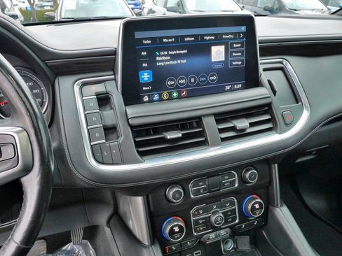 Used 2021 Chevrolet Tahoe Z71 w/ Z71 Signature Package image 29