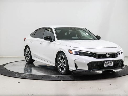 Used 2025 Honda Civic Sport image 5