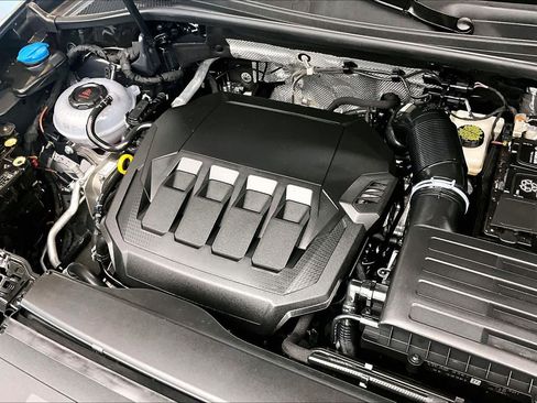 Certified 2025 Audi Q3 2.0T Premium w/ Convenience Package image 31