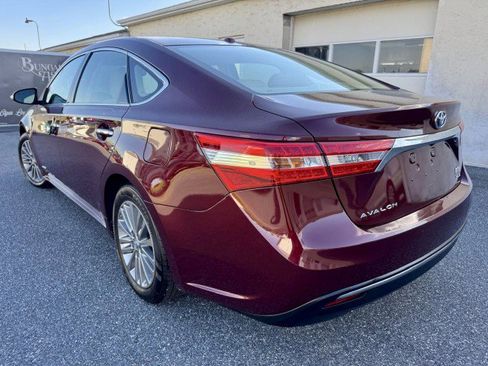 Used 2013 Toyota Avalon XLE Touring FWD image 7