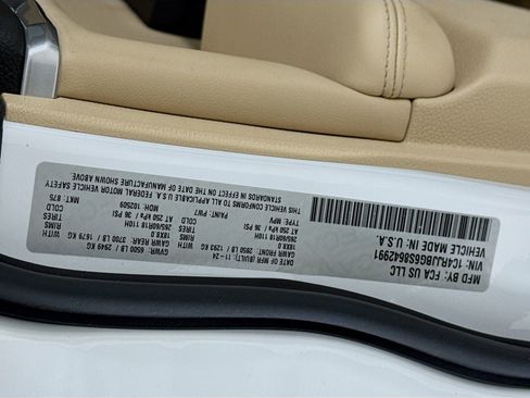 Used 2025 Jeep Grand Cherokee L Limited RWD image 34