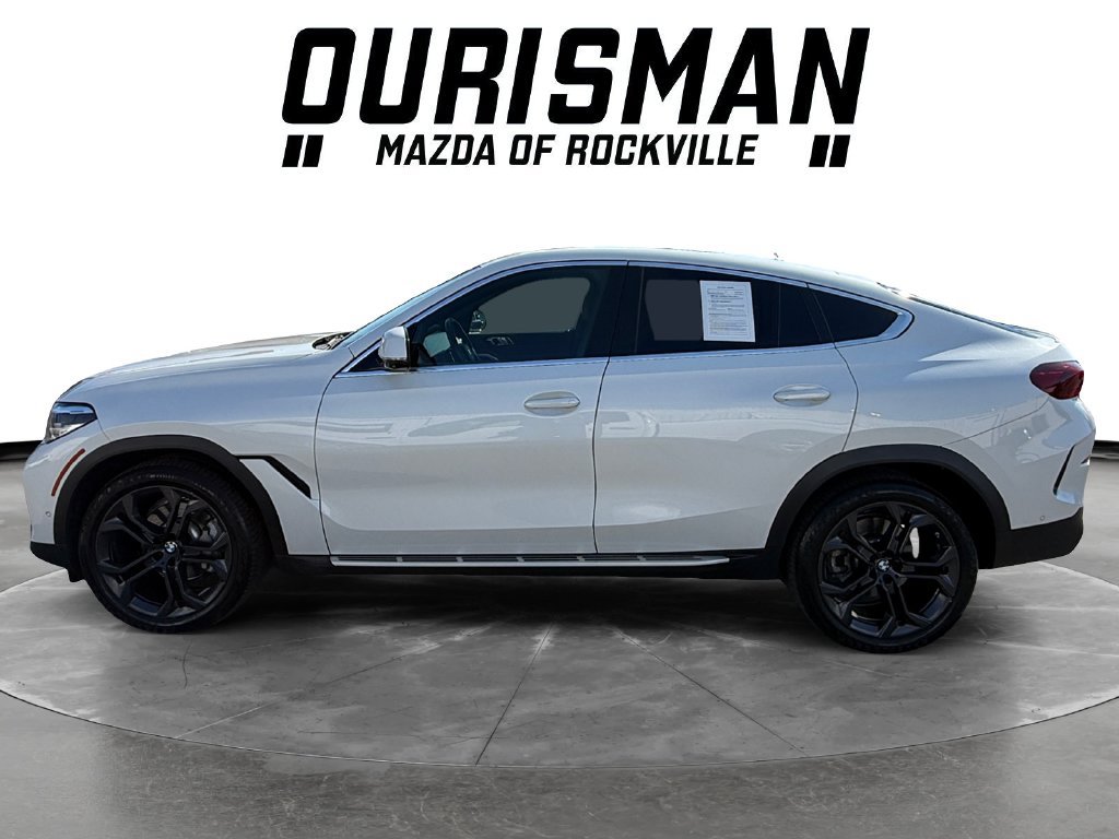 Used 2022 BMW X6 xDrive40i w/ Premium Package AWD/4WD image 3