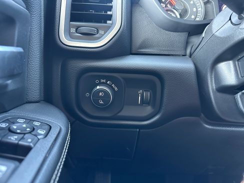 Used 2026 RAM 2500 Big Horn AWD/4WD image 20