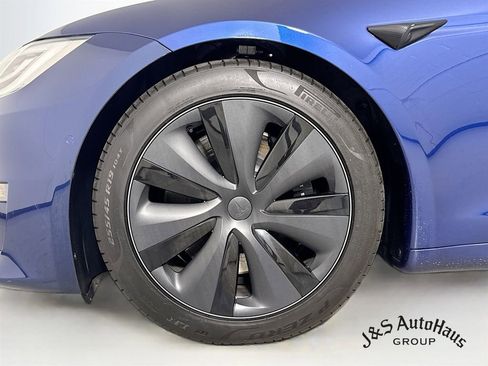Used 2021 Tesla Model S Plaid image 39