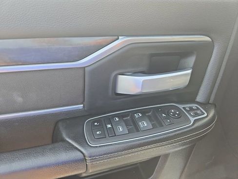 Used 2024 RAM 3500 Big Horn image 13