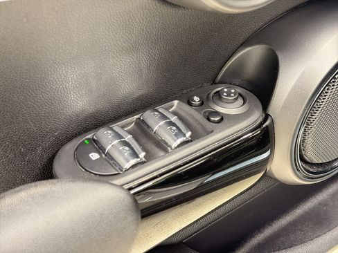 Certified 2023 MINI Cooper 4-Door Hardtop image 21