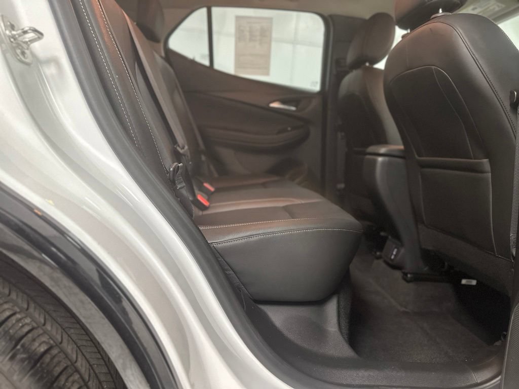Used 2024 Buick Encore GX Sport Touring FWD image 20