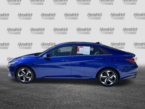 Used 2023 Hyundai Elantra Limited w/ Cargo Package FWD image 7