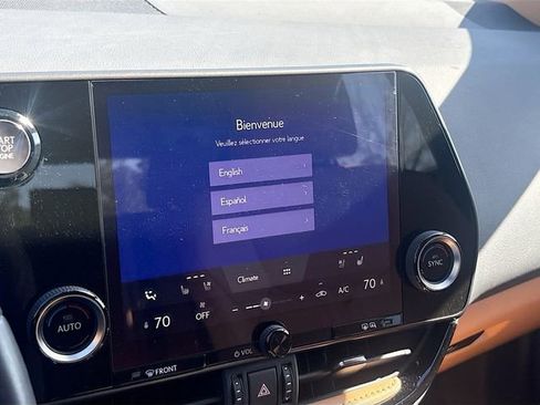 Used 2025 Lexus NX 250 FWD w/ Towing Package (2000 Lbs) image 31