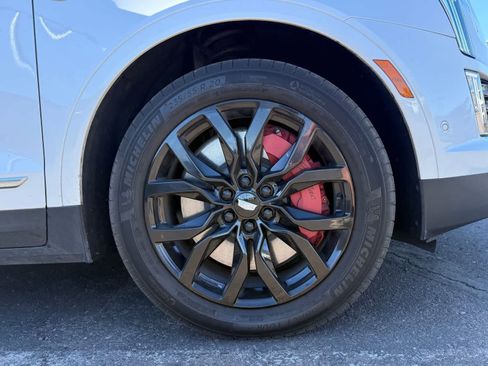 Used 2023 Cadillac XT5 Sportv w/ Platinum Package image 7