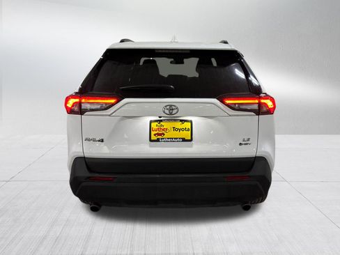 Used 2025 Toyota RAV4 LE image 5