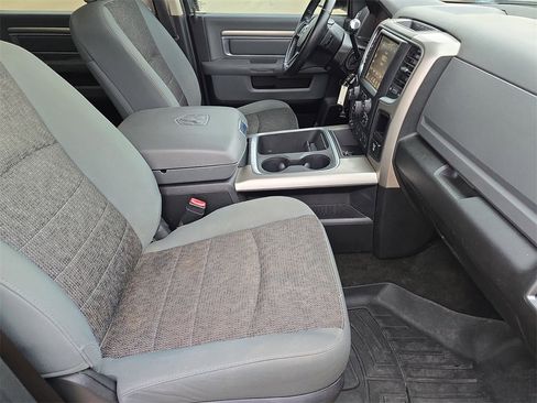 Used 2017 RAM 2500 Big Horn w/ Sport Appearance Group image 10