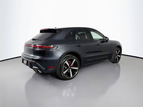 Certified 2026 Porsche Macan S AWD/4WD image 7