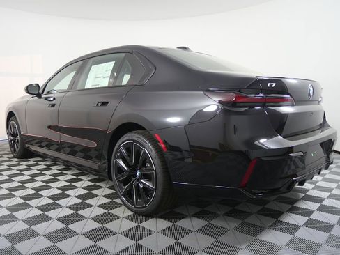 New 2026 BMW i7 xDrive60 w/ Executive Package AWD/4WD image 5
