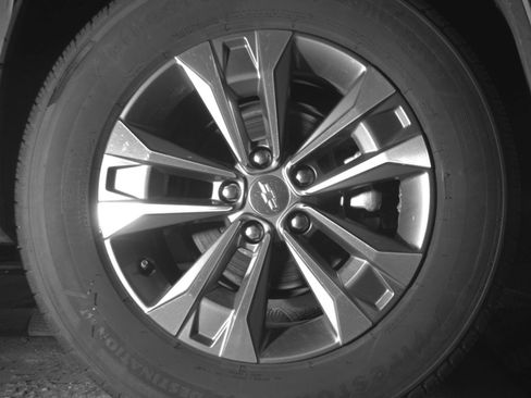 Used 2025 Chevrolet Equinox LT FWD image 18
