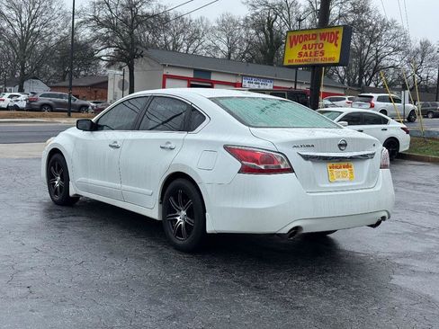 Used 2015 Nissan Altima 2.5 S w/ Power Driver Seat Package image 4