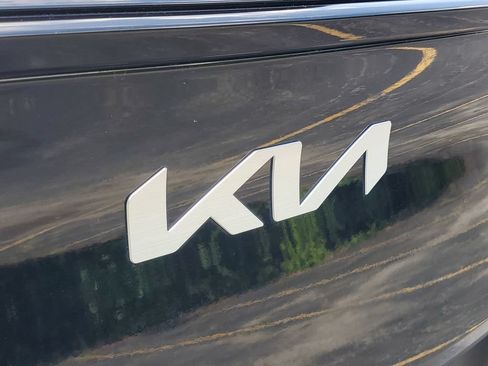 Used 2026 Kia Sportage LX FWD image 30