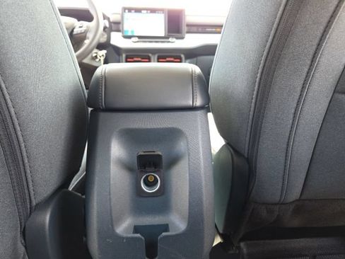 Used 2024 Ford Maverick XLT FWD image 25