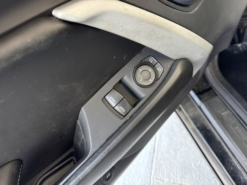 Used 2022 Chevrolet Camaro LS image 24