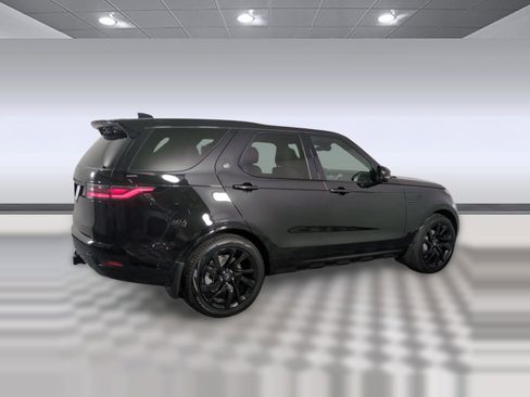 Used 2025 Land Rover Discovery Dynamic SE AWD/4WD image 9