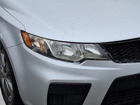 Used 2012 Kia Forte Koup EX image 9