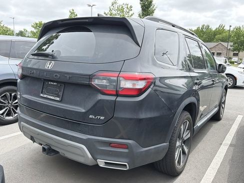 Used 2025 Honda Pilot Elite image 4