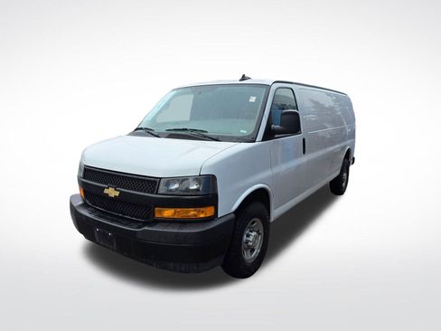 Used 2023 Chevrolet Express 2500 Extended w/ Driver Convenience Package image 2