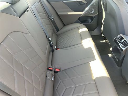 New 2025 BMW 530i image 14