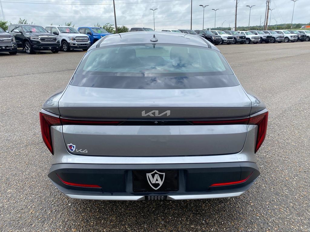 Used 2025 Kia K4 FWD image 5