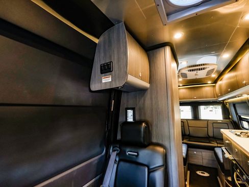 Used 2022 Mercedes-Benz Sprinter 3500 image 87