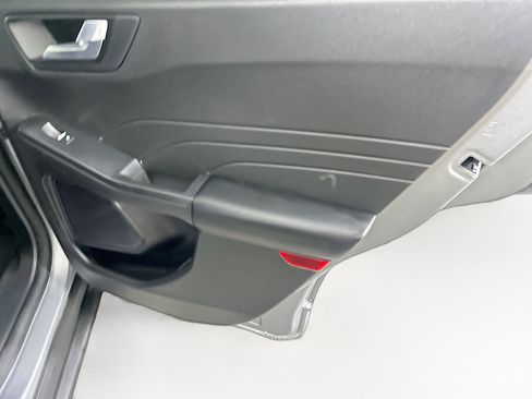 Used 2024 Ford Escape ST-Line w/ Tech Pack #1 FWD image 30