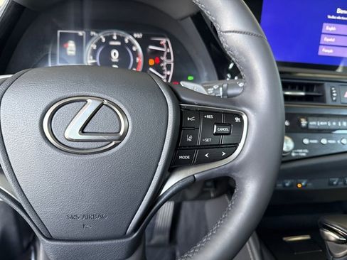 Certified 2023 Lexus ES 350 w/ Premium Package image 26