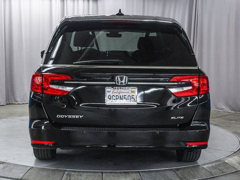 Used 2023 Honda Odyssey Elite image 5
