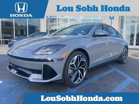 Used 2023 Hyundai Ioniq 6 SEL image 1
