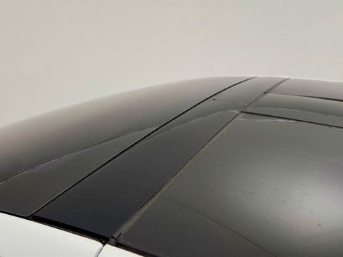 Used 2022 Tesla Model X AWD w/ Falcon Wing Doors & Pan image 10