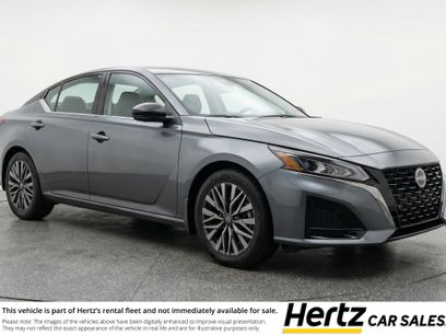 Used 2025 Nissan Altima 2.5 SV