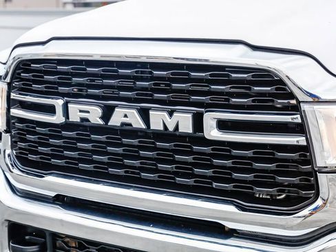 Used 2023 RAM 2500 Big Horn w/ Level 1 Equipment Group image 6