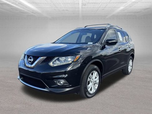 Used 2015 Nissan Rogue SV FWD image 1