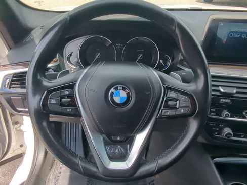 Used 2019 BMW 530i xDrive w/ Convenience Package AWD/4WD image 22