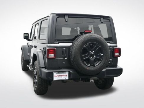 Used 2018 Jeep Wrangler Unlimited Sport S image 9