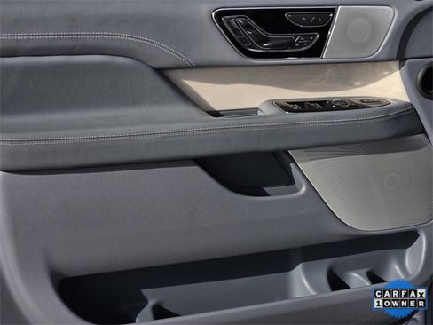 Used 2024 Lincoln Navigator Black Label image 18