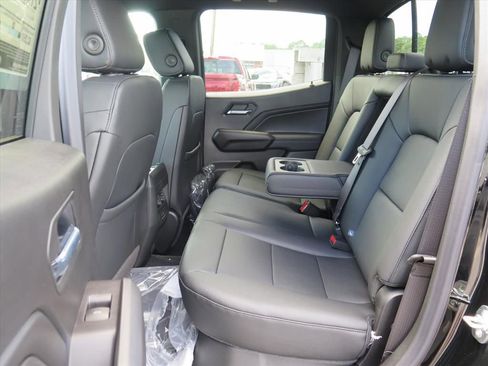 New 2026 Chevrolet Colorado LT w/ LT Convenience Package image 14