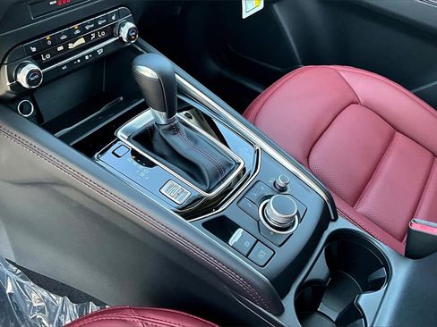 New 2025 MAZDA CX-5 Carbon Edition image 8