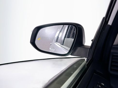 Used 2024 Toyota 4Runner TRD Off-Road Premium image 16