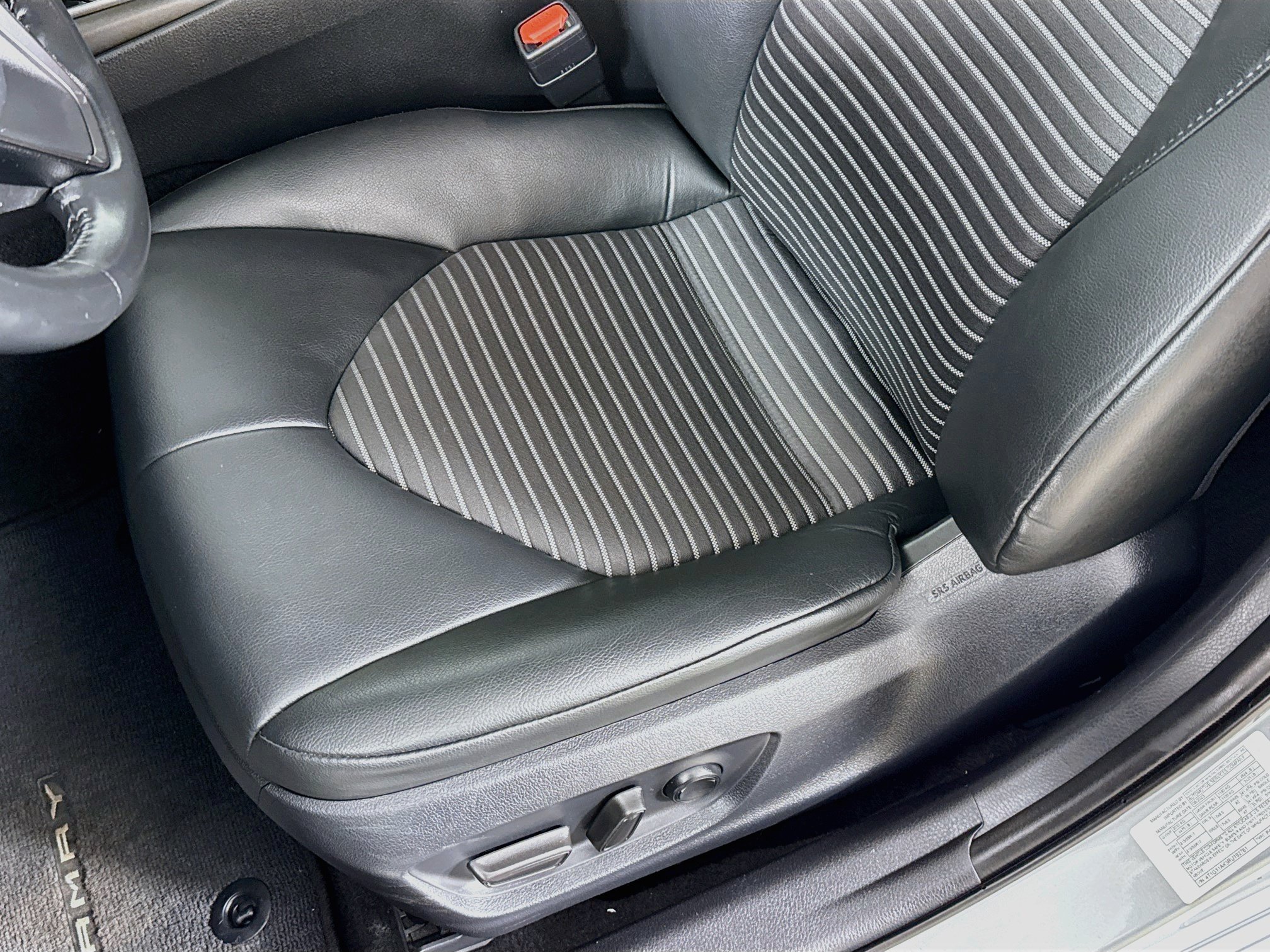 Used 2024 Toyota Camry SE FWD image 20