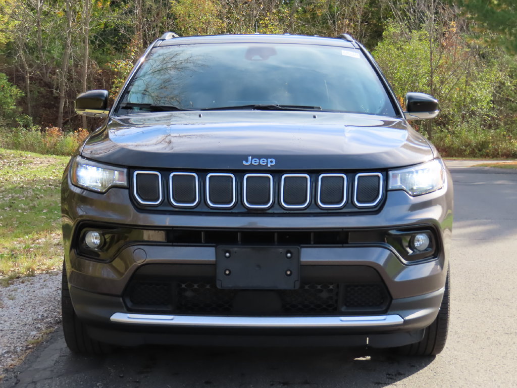 Used 2022 Jeep Compass Limited AWD/4WD image 4