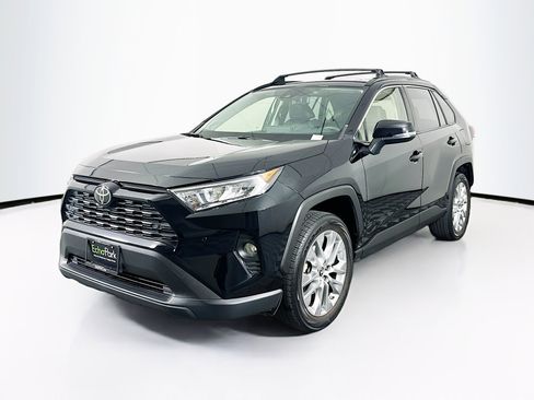 Used 2019 Toyota RAV4 XLE Premium w/ Advanced Technology Package FWD image 3