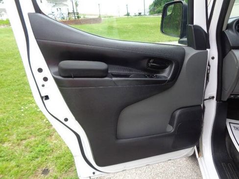 Used 2021 Nissan NV200 S FWD image 12