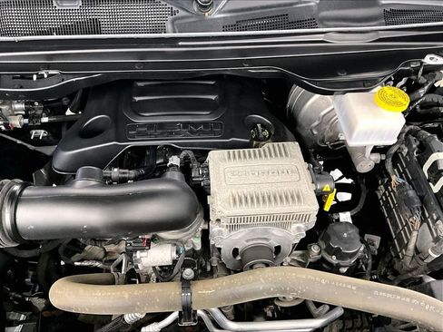 Used 2024 RAM 1500 Big Horn AWD/4WD image 33